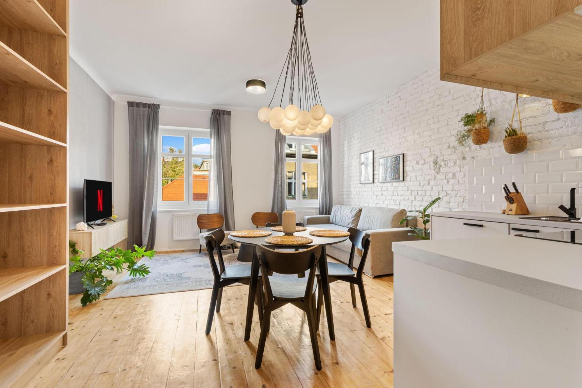 Ah Luxury Old Town Apartment บราติสลาวา ภายนอก รูปภาพ